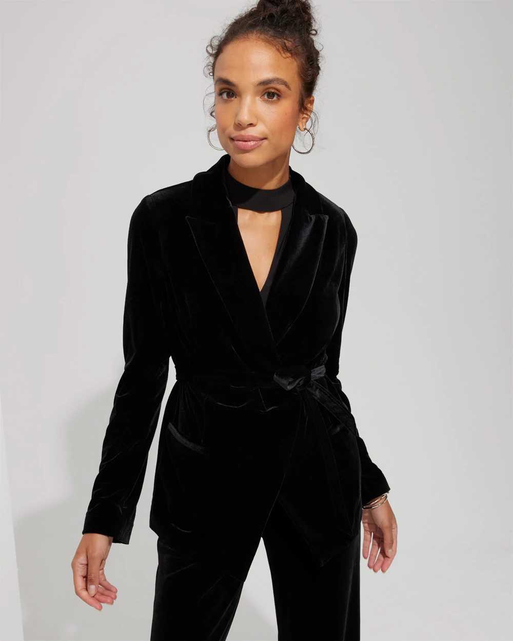 White house black market velvet on sale jacket